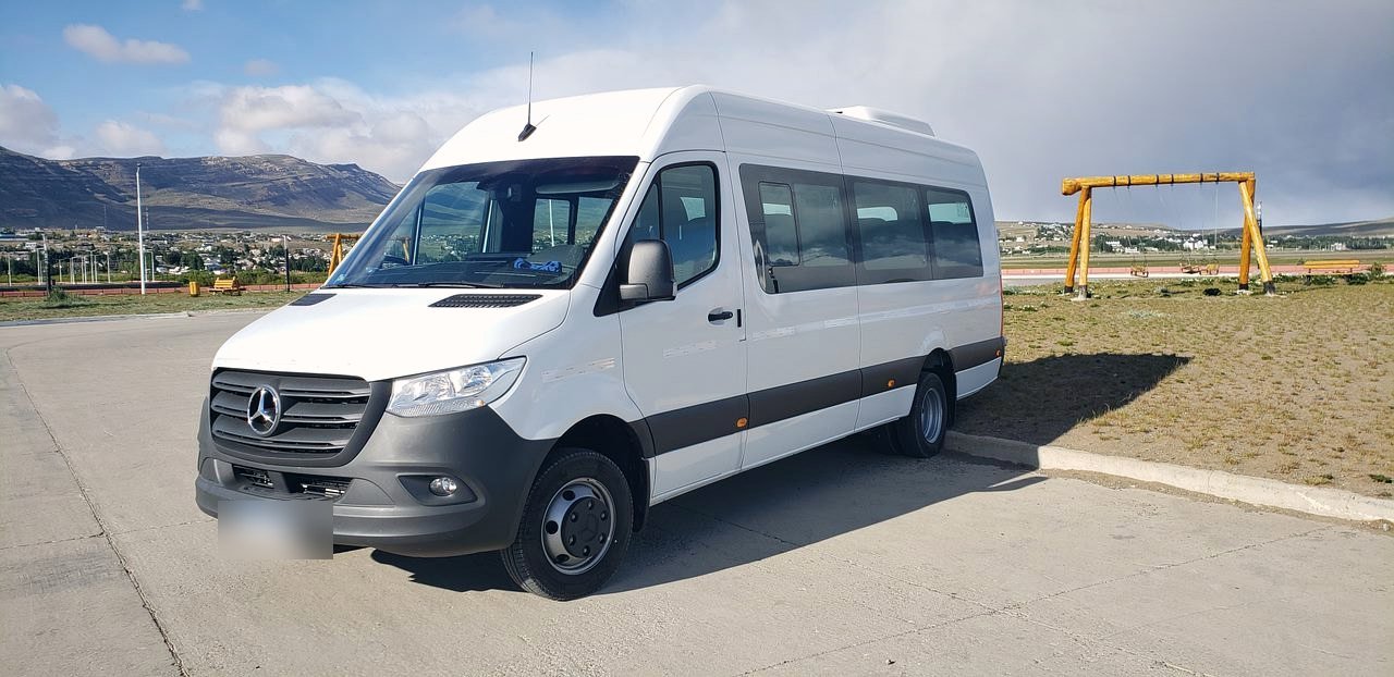 Mercedes-Benz Sprinter de Aventuras Patagónicas en El Calafate