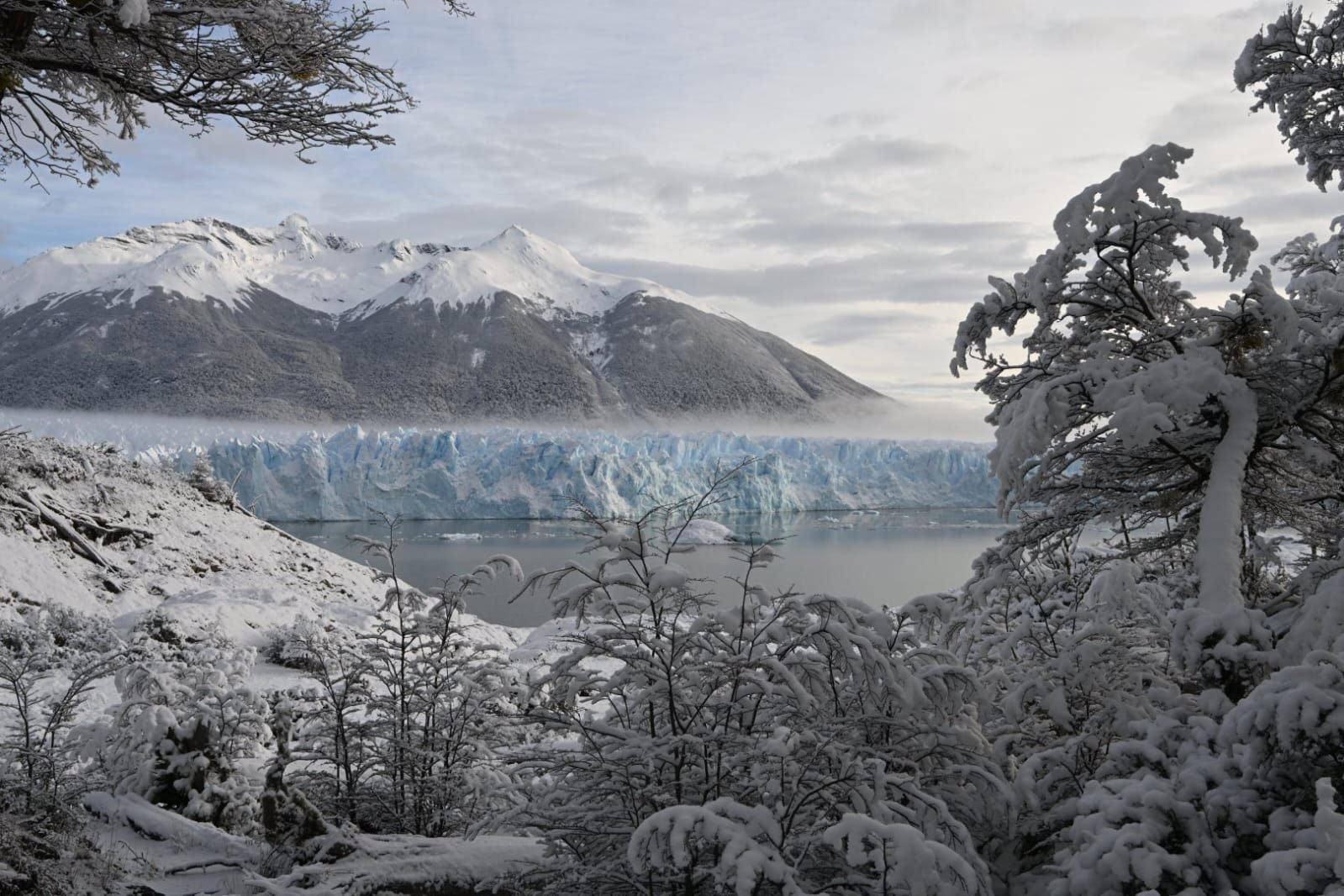 El glaciar, enmarcado